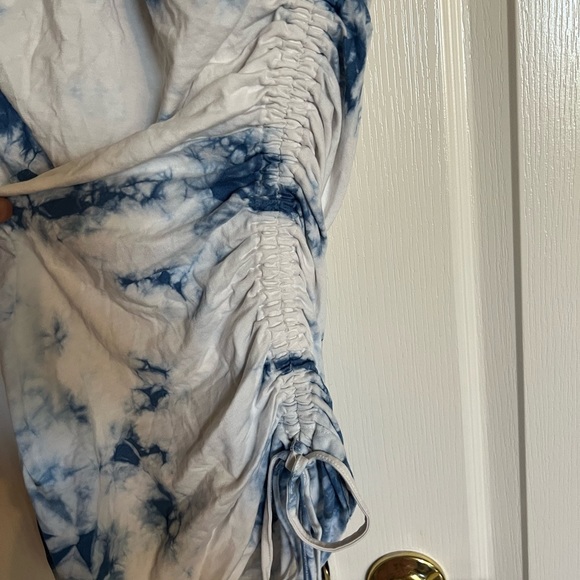 Vero Moda blue and white tie dye tank dress, ruching, size medium - Picture 3 of 8